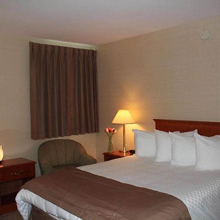 Hotel Mount Pearl Mount Pearl Park Екстер'єр фото